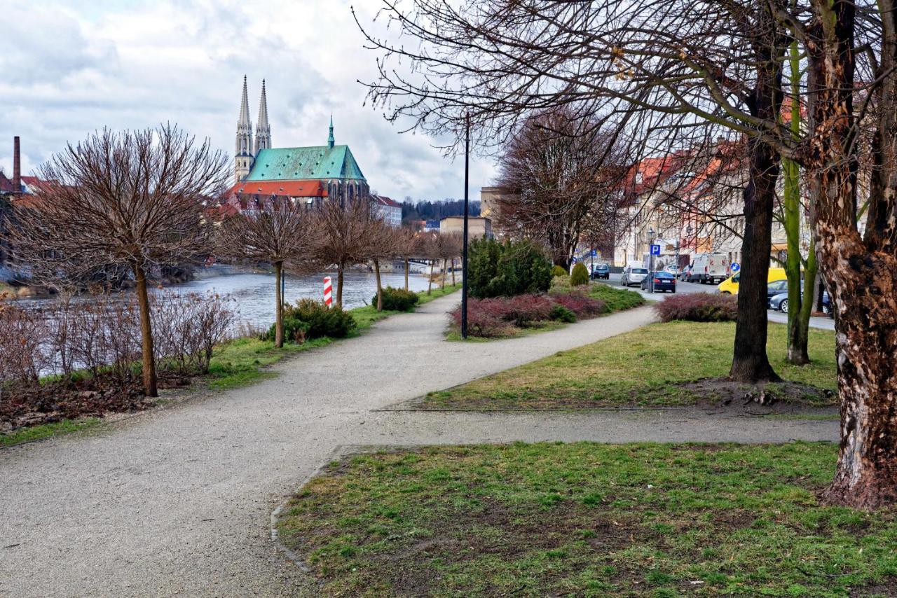 Banapart City Zgorzelec Buitenkant foto